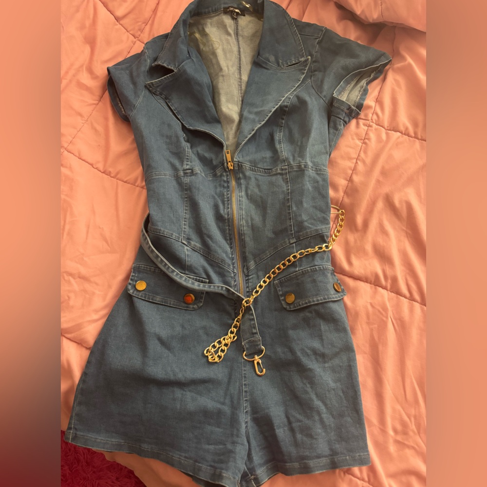 Fashion nova romper